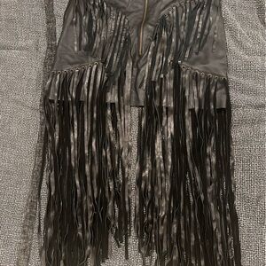 Understated Leather Women's Leather Fringed Skirt